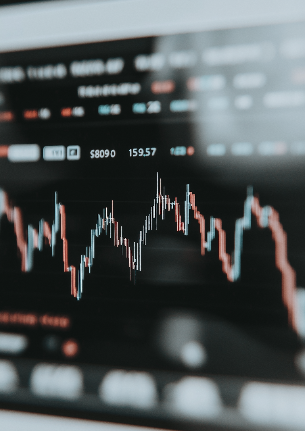 A structured approach can make forex trading feel more manageable than the often chaotic crypto markets for beginners.